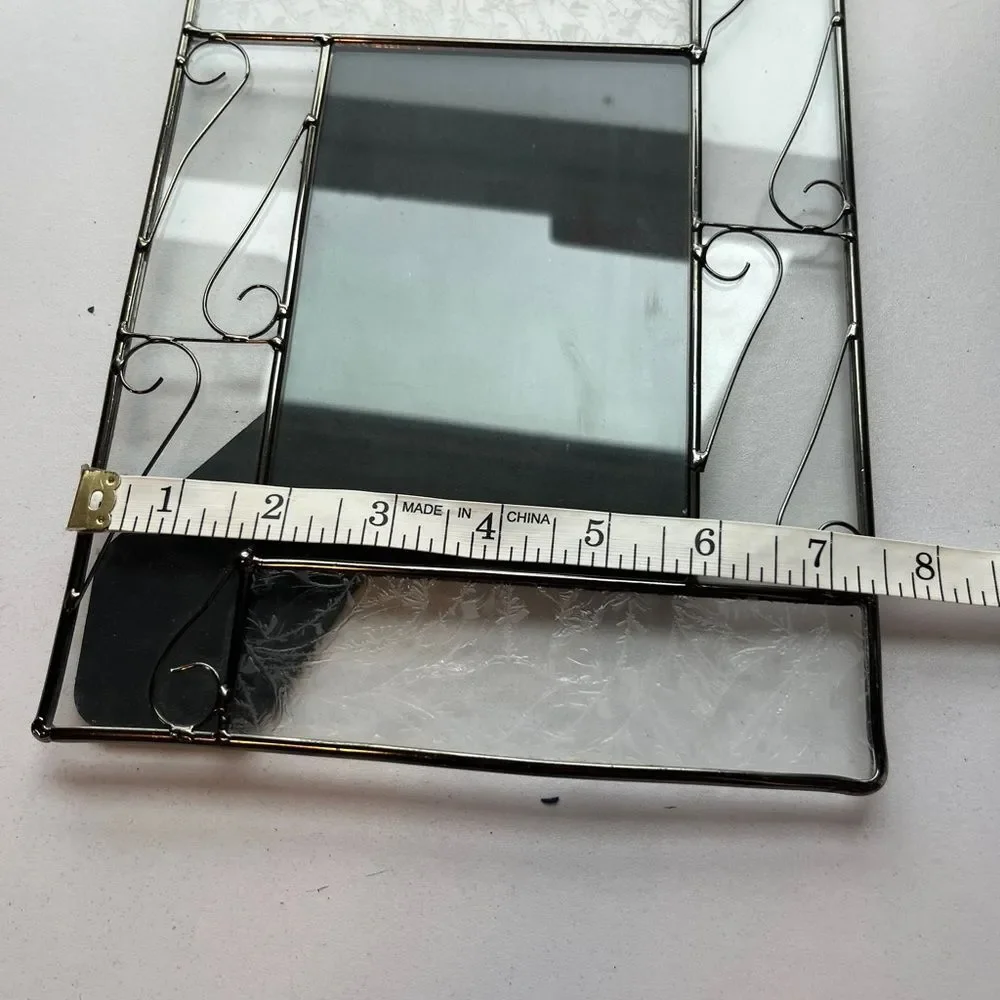 Elegant Glass and Metal 4x6 Photo Frame